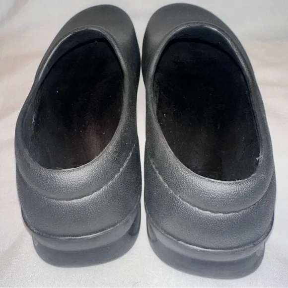 Fila Women’s Galvanize Black Non-Slip Work Shoes/ Hiking - Picture 4 of 7